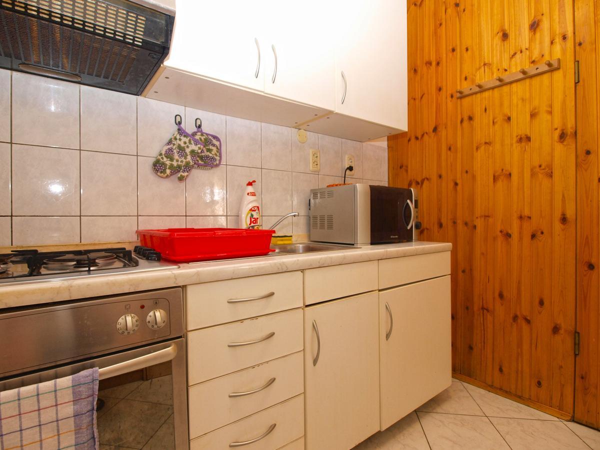 Apartment Mladen 1588